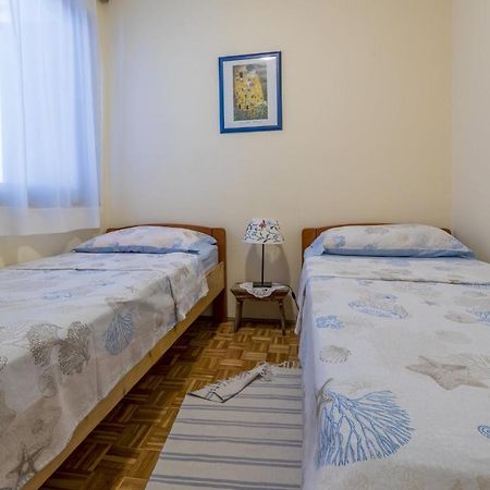 Hrusta Appartement Crikvenica Buitenkant foto