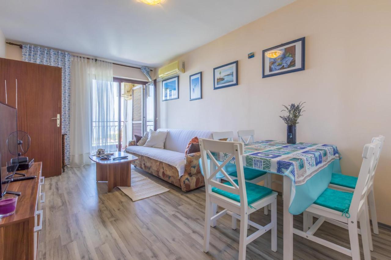 Hrusta Appartement Crikvenica Buitenkant foto